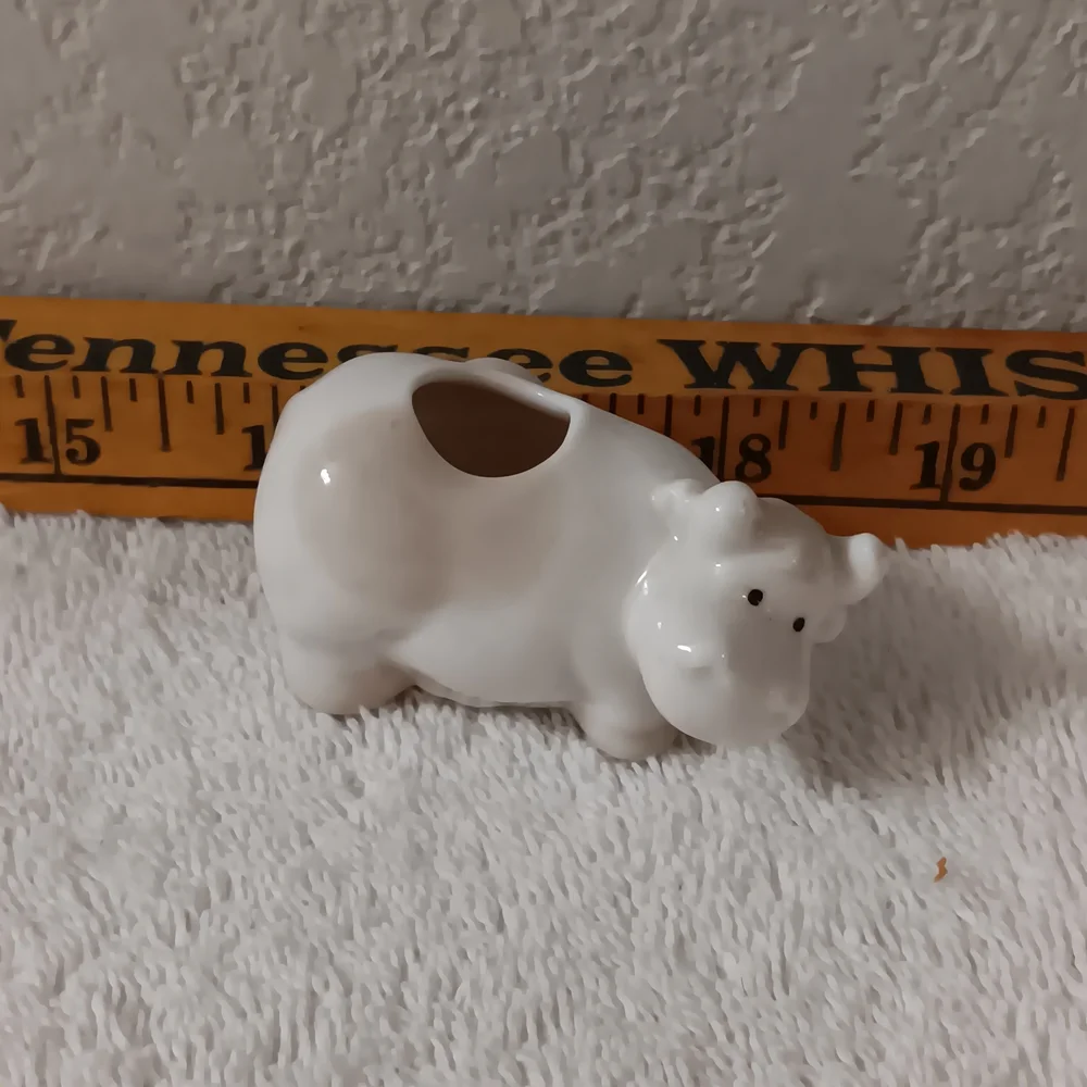 White Ceramic Hippo Small Pet Hideout